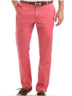 Vineyard Vines classic club flat front khaki pant- size 30/32